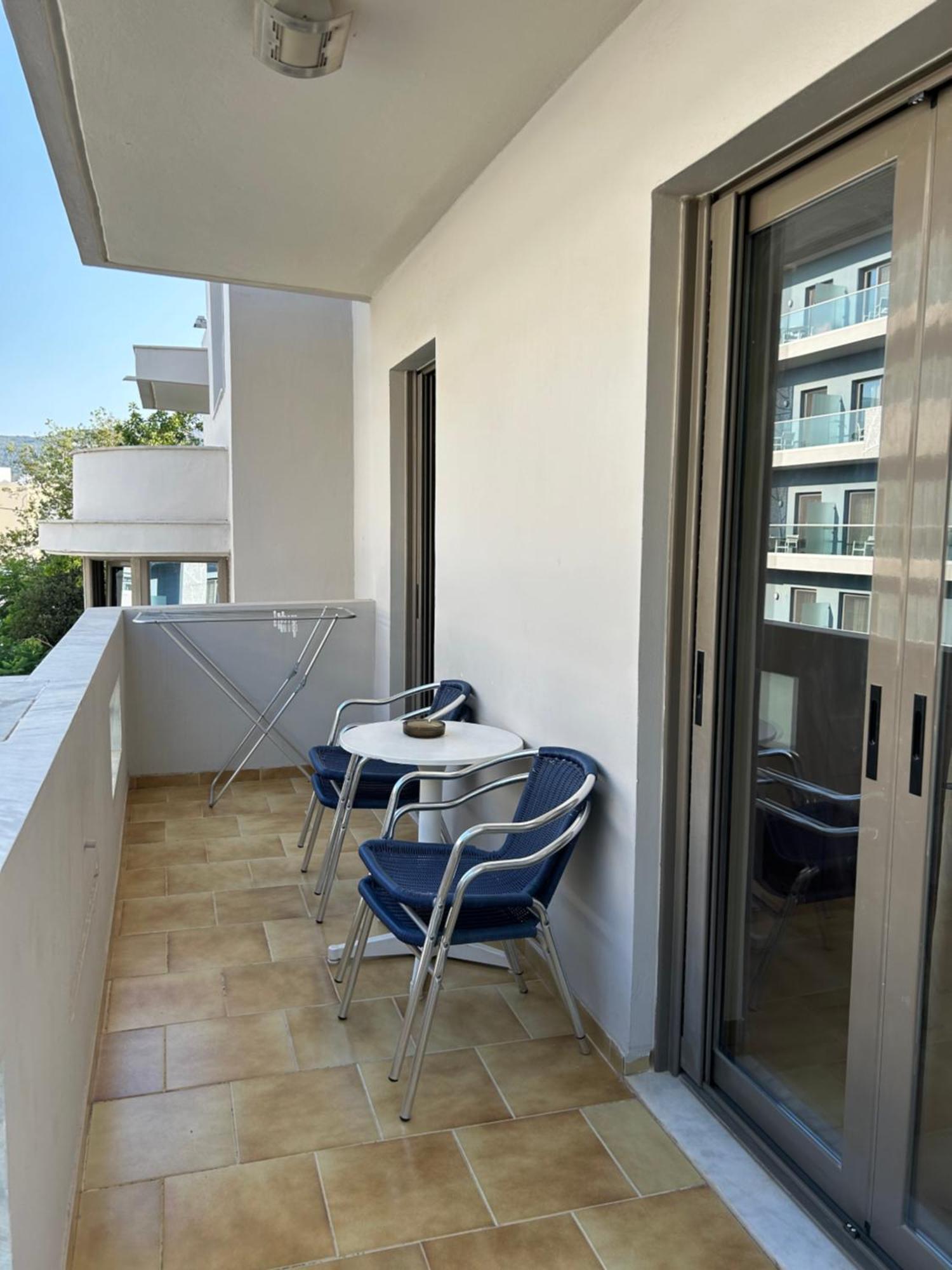 Captain Yiannis Studios & Apartments Cidade de Kos Exterior foto