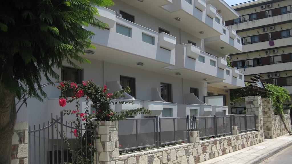 Captain Yiannis Studios & Apartments Cidade de Kos Quarto foto