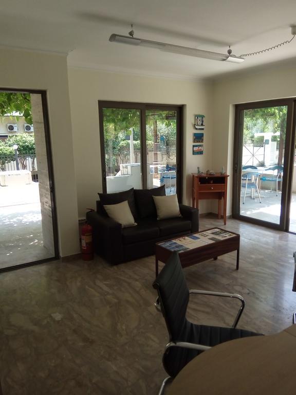 Captain Yiannis Studios & Apartments Cidade de Kos Exterior foto